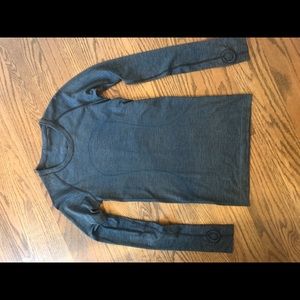 Lululemon long sleeve swiftly